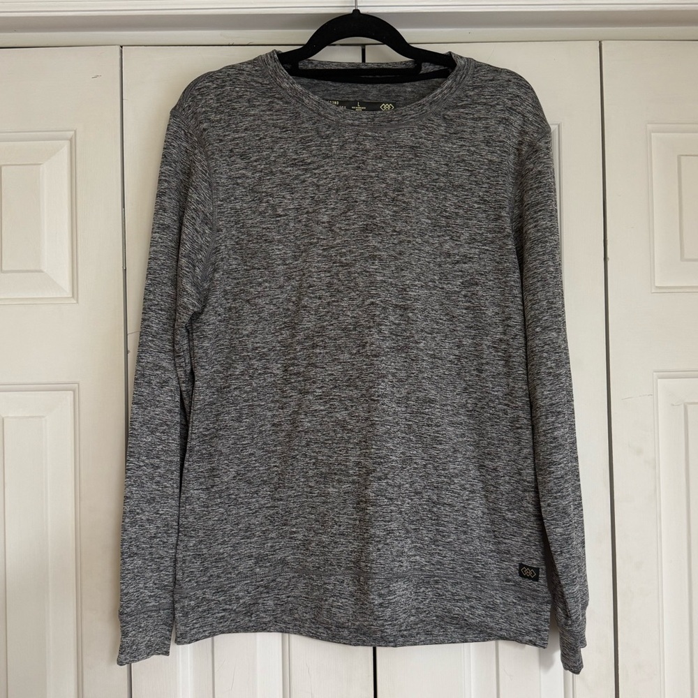 Leg3nd Discovery Men’s Polyester Long Sleeve Athletic Gray Shirt Size Large